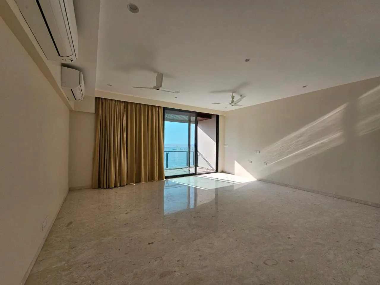 Sagar Resham — Bandra West (16)